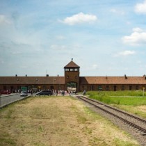 AuschwitzBirkenau2016-1.jpg