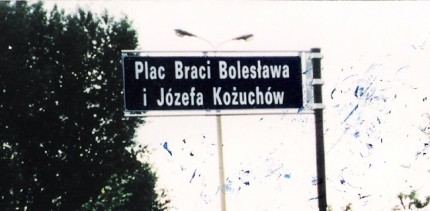A roots journey to Zaglembie 2016 - The Ghetto Square in Sosnowiec PLAC BRACI KOŻUCHÓW in memory of Yozek and Bulek Kożuch